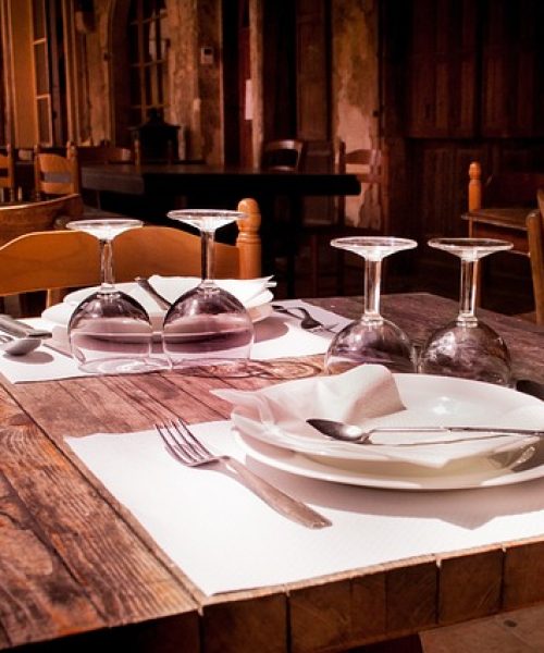 restaurant-738788_640
